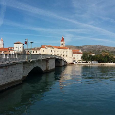 Apartman Zora Trogir Exterior photo