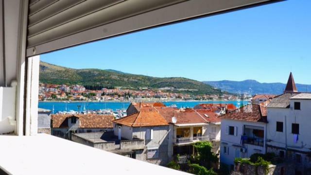 Apartman Zora Trogir Exterior photo