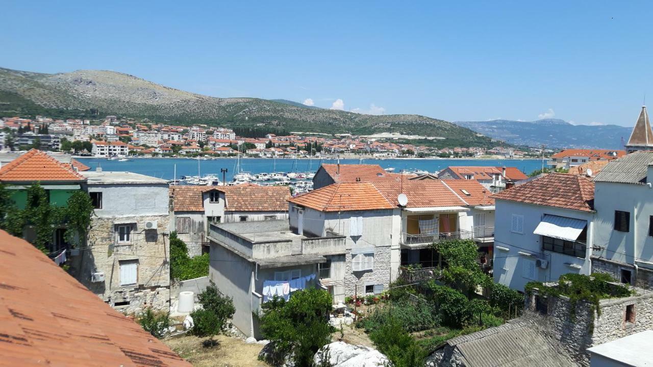 Apartman Zora Trogir Exterior photo